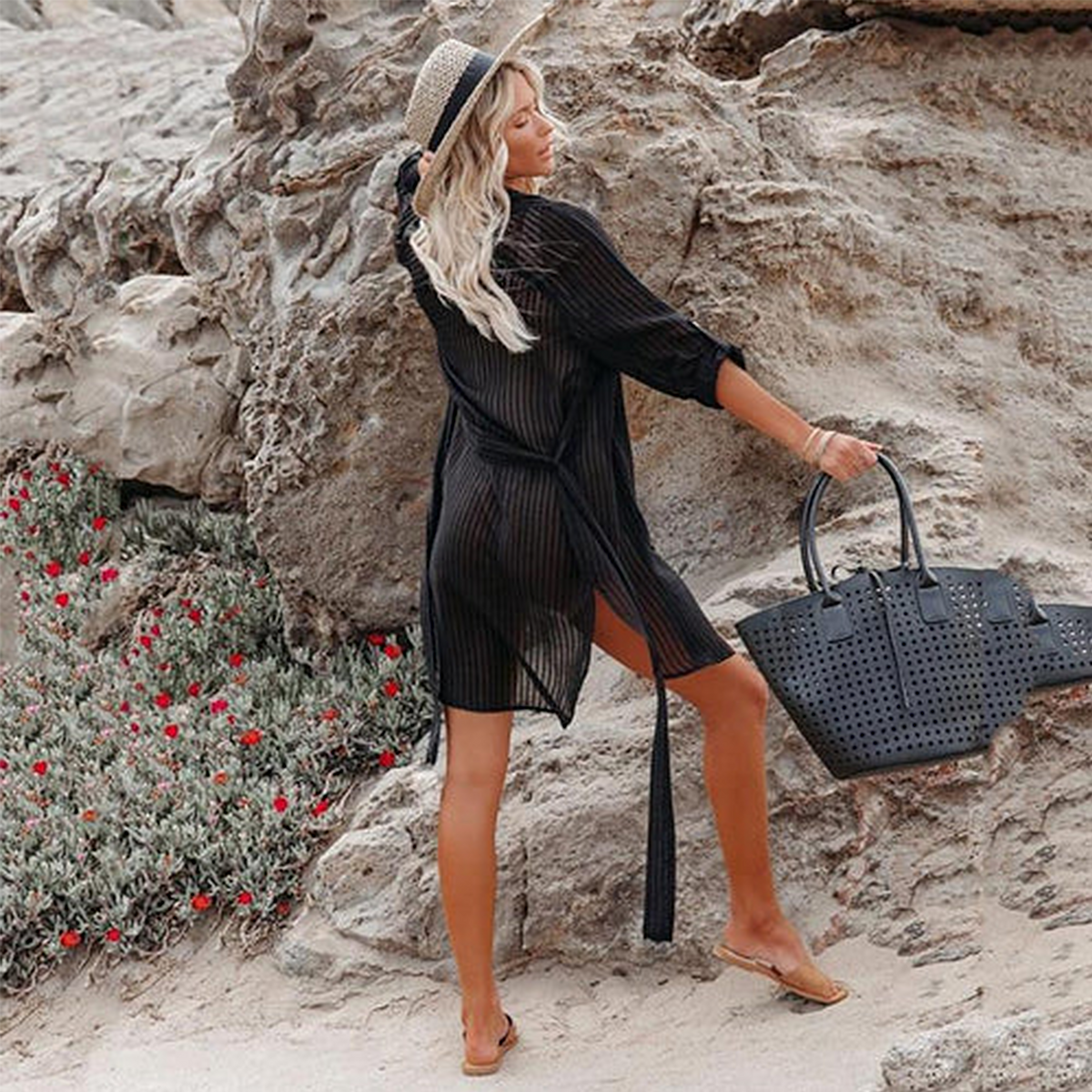 Saída de Praia Litoriane Acqua Eleganza - Leveza com Estilo Refinado