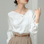 Blusa Acetinada Pearl Cuff Litoriane - Gola Assimétrica Moderna, Punhos com Botão Joia - Blusa Acetinada Pearl Cuff Litoriane