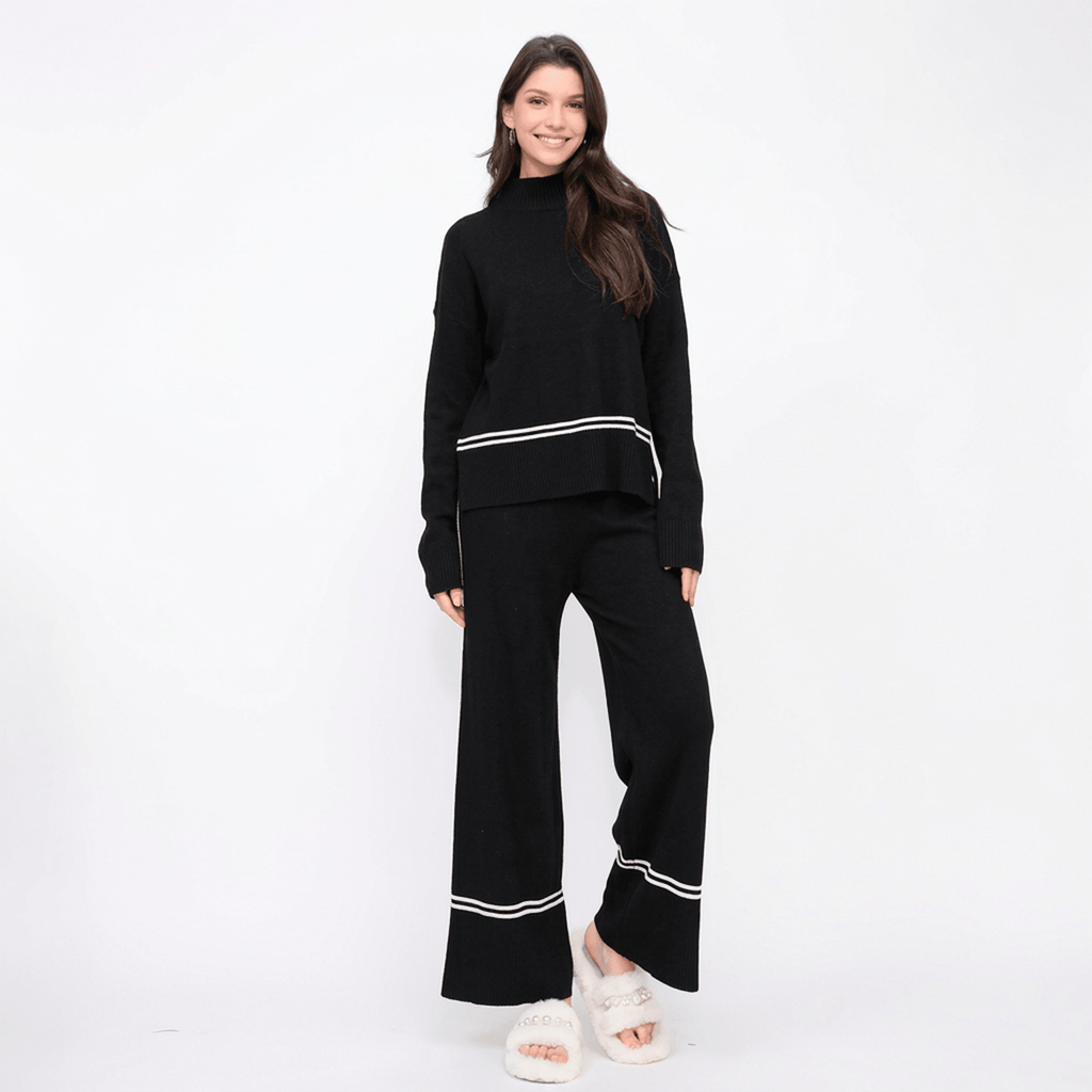 Conjunto de Tricô Feminino Noir Line Litoriane - Suéter Mullet Gola Alta + Calça Cintura Alta - Conjunto de Tricô Feminino Noir Line Litoriane