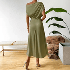 Vestido Acetinado Bruma Litoriane - Modelagem Acinturada, Toque Sedoso, Manga Curta Fluida - Vestido Acetinado Bruma Litoriane