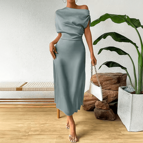Vestido Acetinado Bruma Litoriane - Modelagem Acinturada, Toque Sedoso, Manga Curta Fluida - Vestido Acetinado Bruma Litoriane