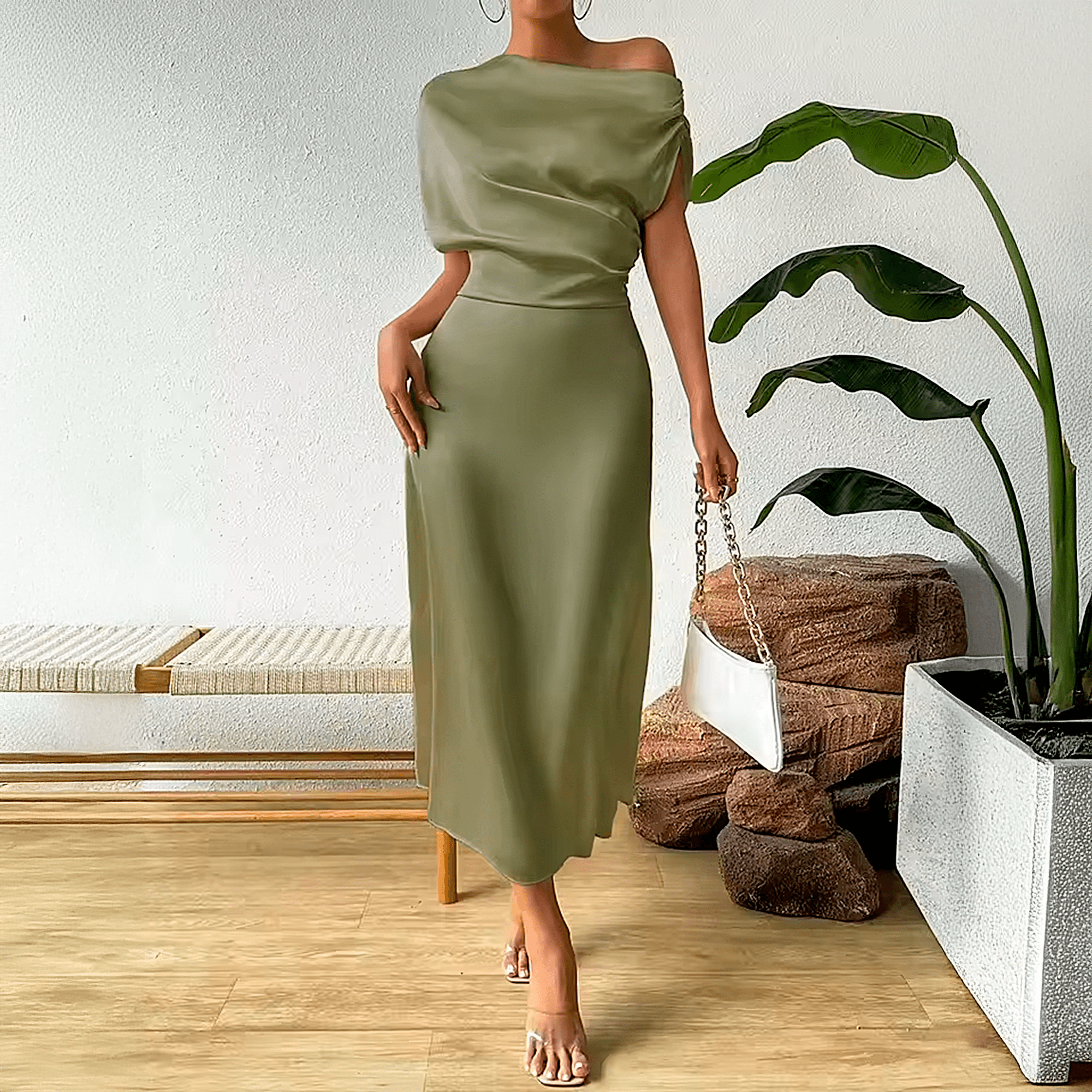 Vestido Acetinado Bruma Litoriane - Modelagem Acinturada, Toque Sedoso, Manga Curta Fluida - Vestido Acetinado Bruma Litoriane