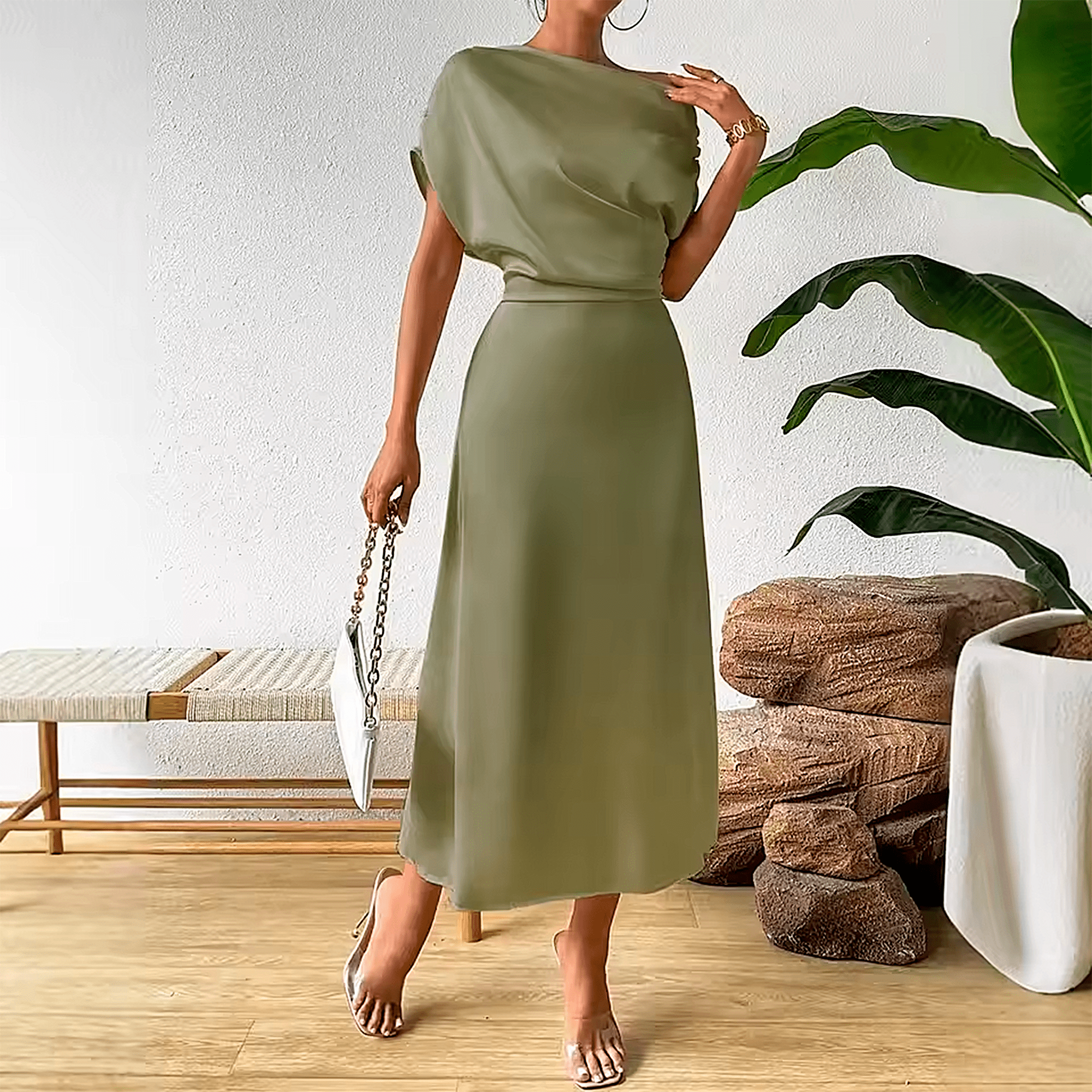 Vestido Acetinado Bruma Litoriane - Modelagem Acinturada, Toque Sedoso, Manga Curta Fluida - Vestido Acetinado Bruma Litoriane