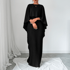Vestido Longo Opera Plissé Litoriane - Saia Plissada com Movimento, Capa Embutida Dramática - Vestido Longo Opera Plissé Litoriane