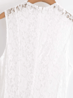 Vestido em Renda Fleur Époque Litoriane - Comprimento Midi, Renda Floral Texturizada - Vestido em Renda Fleur Époque Litoriane